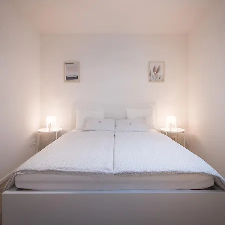 Appartement City Center - *